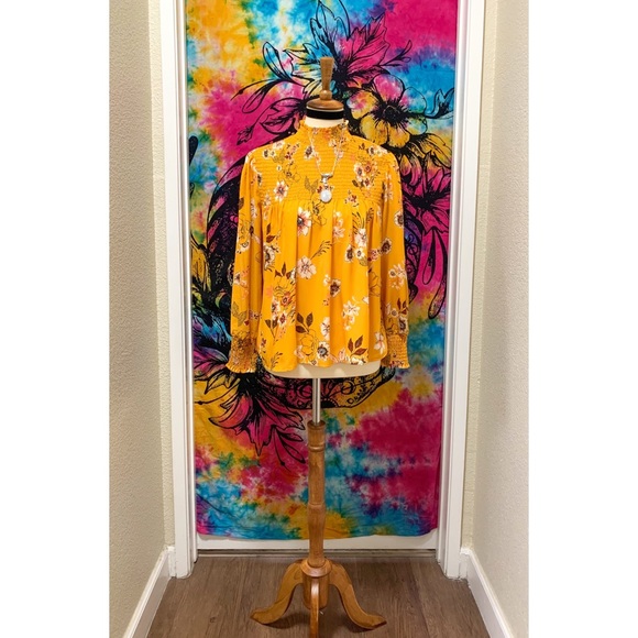 🌈 Stylish flower art top - Picture 2 of 11